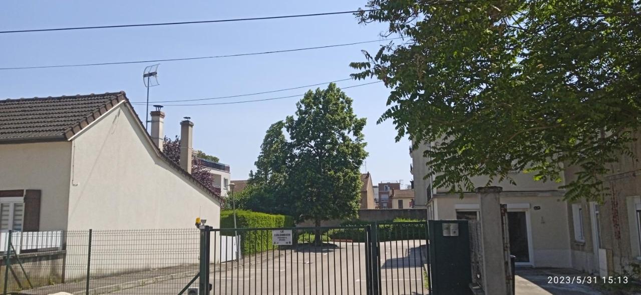 Le Phenix A Internet Haut Debit & Parking Dijon Buitenkant foto